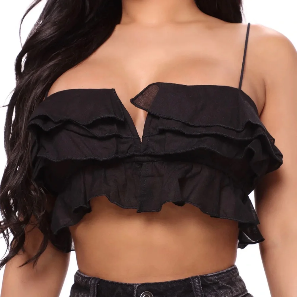 NWT. Fashion Nova Jezebel ruffle crop top. - Picture 1 of 3